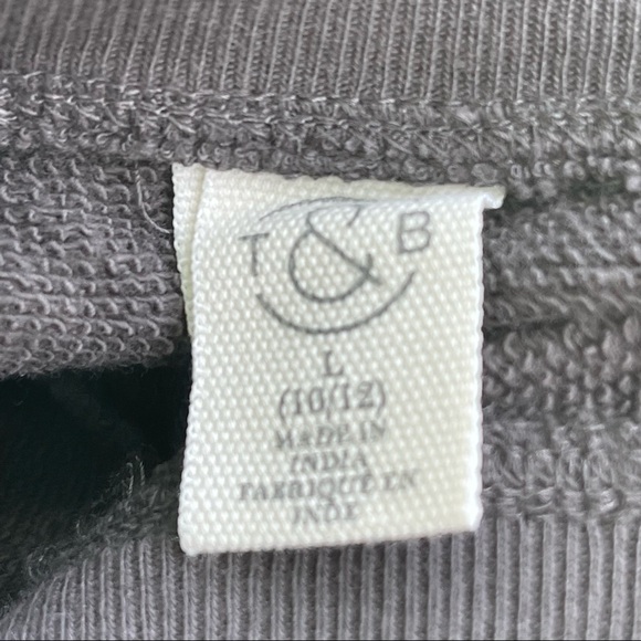 NWT GIRL’S Treasure & Bond Black Raven University Warm & Cozy Pullover - Picture 10 of 10